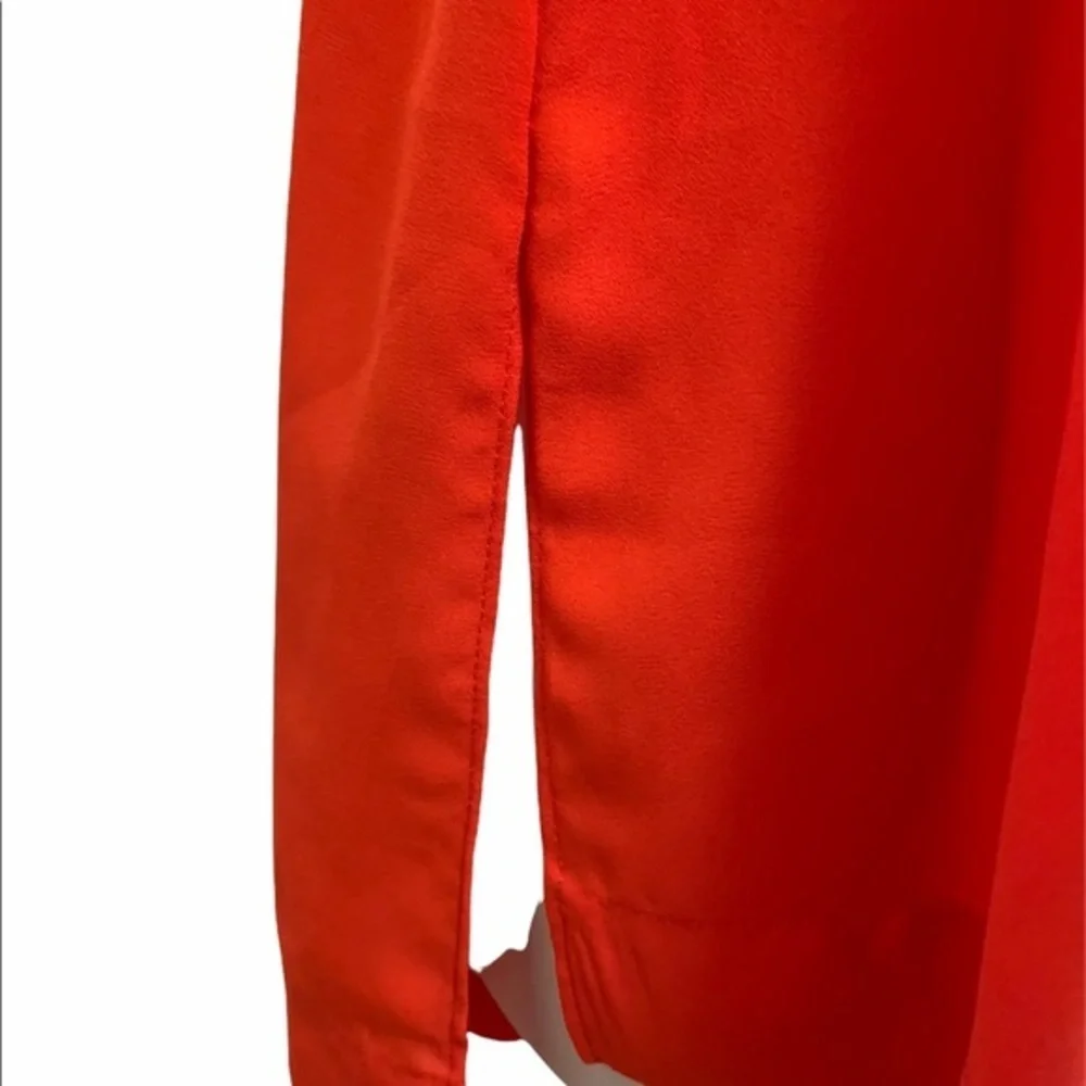 Jennifer Lopez Red Top with Removable Necklace NWT - Picture 4 of 9